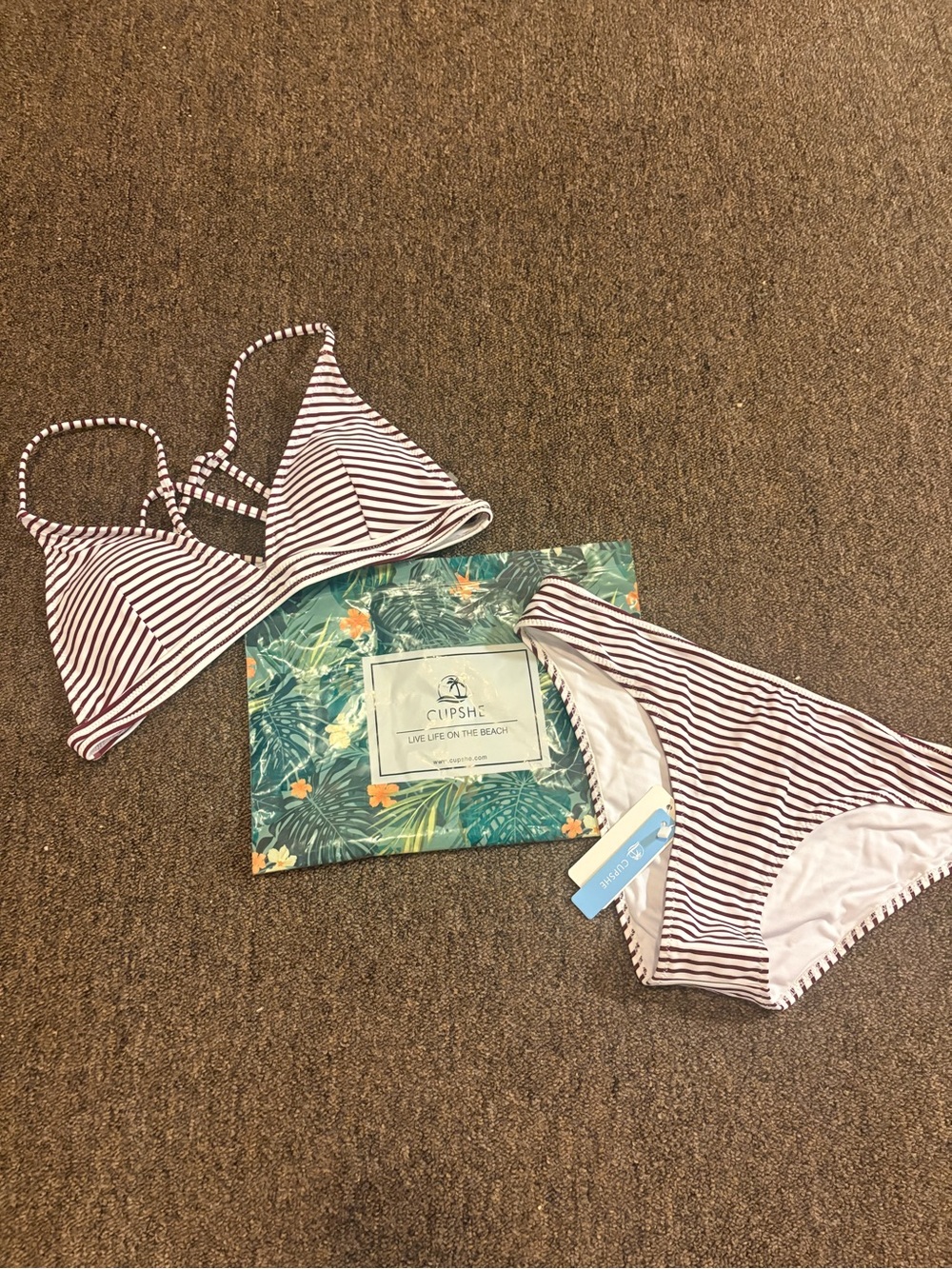 CUPSHE Pink & White Striped V-Neck Bikini Set - Picture 2 of 9